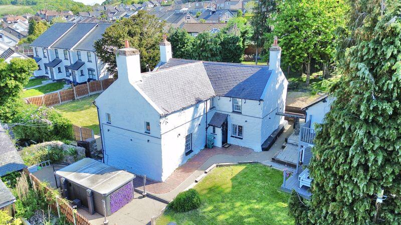 Oxwich Road, Colwyn Bay LL28 (4 Bed)