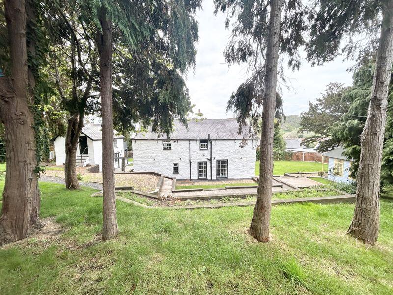 Oxwich Road, Colwyn Bay LL28 (4 Bed)