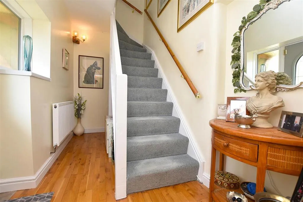 Bangor Road, Wrexham, LL13 0TW