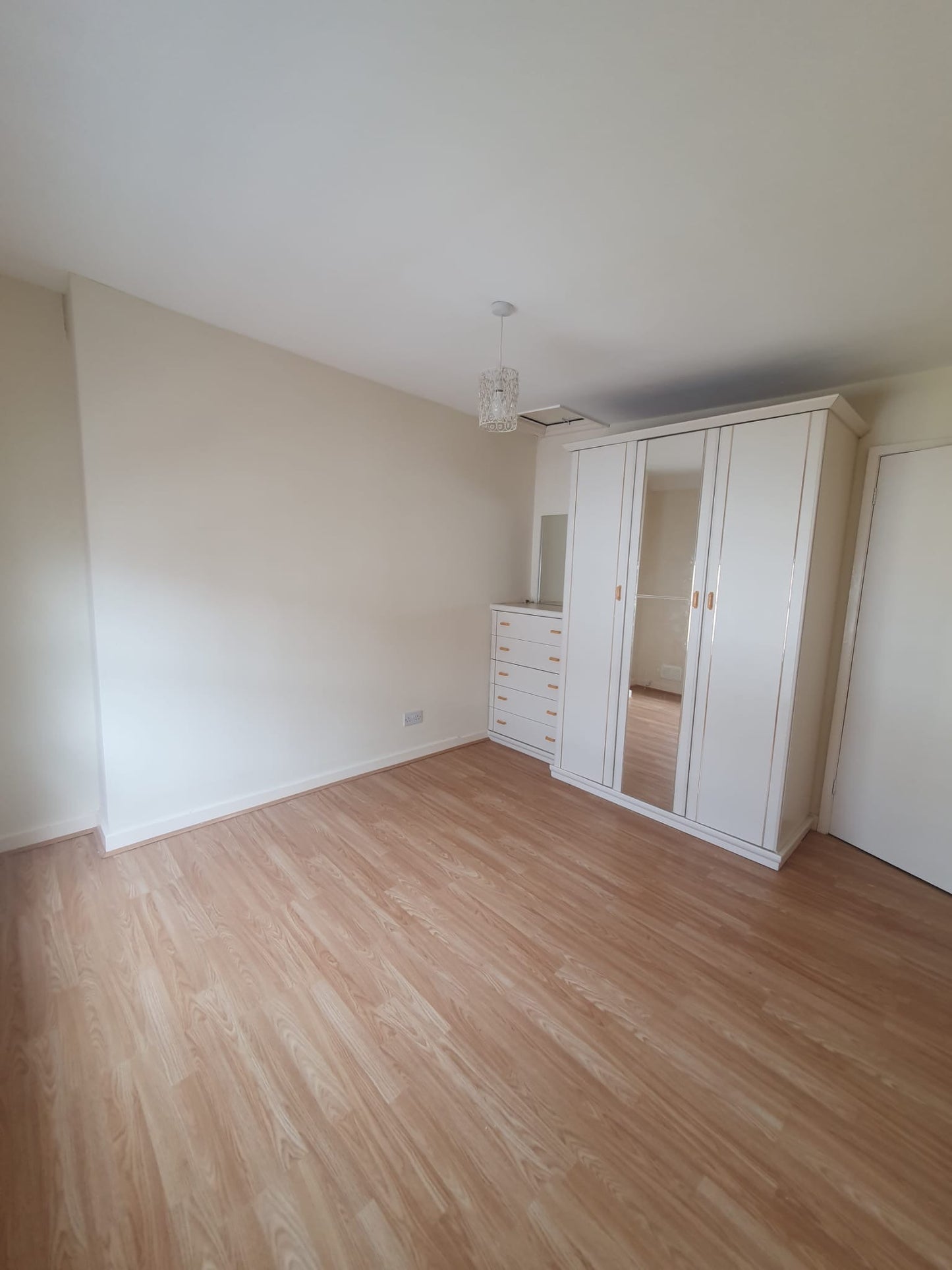 3-Bed Flat | Wrexham (Let Agreed)
