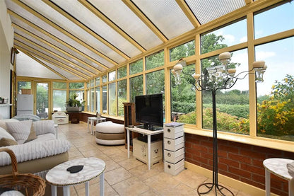 Bangor Road, Wrexham, LL13 0TW