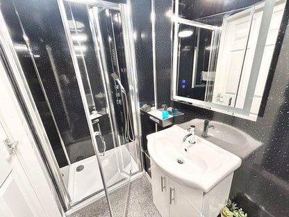 Oxwich Road, Colwyn Bay LL28 (1 Bed)