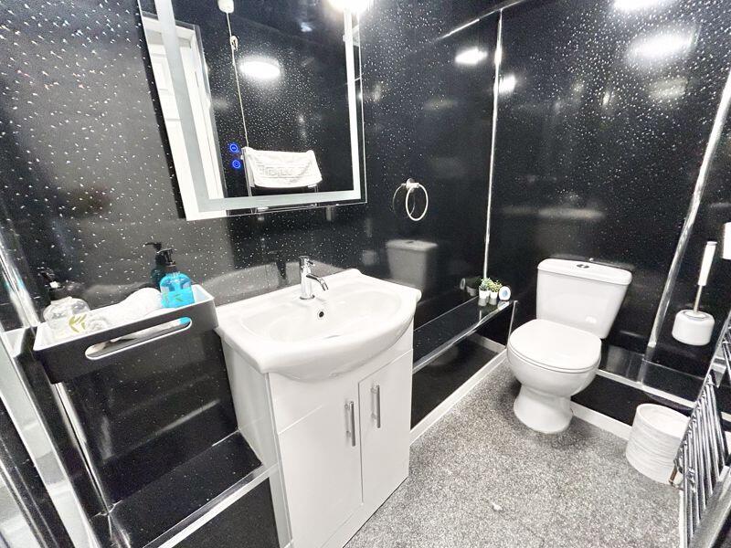 Oxwich Road, Colwyn Bay LL28 (1 Bed)