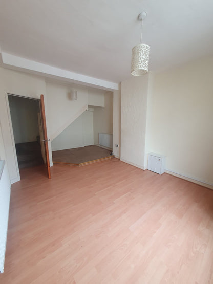 3-Bed Flat | Wrexham (Let Agreed)
