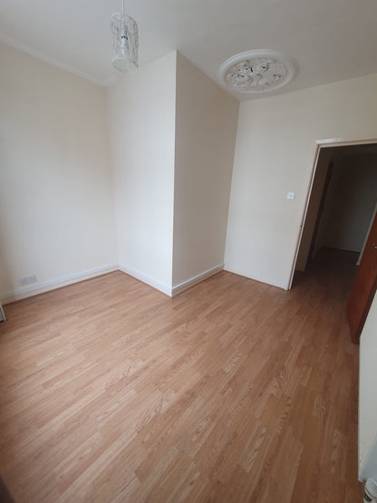 3-Bed Flat | Wrexham (Let Agreed)