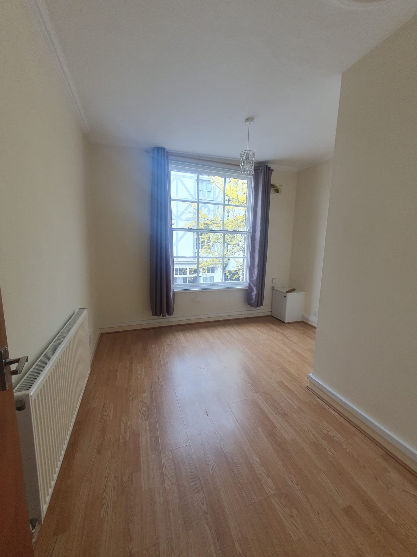 3-Bed Flat | Wrexham (Let Agreed)