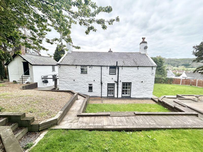 Oxwich Road, Colwyn Bay LL28 (4 Bed)