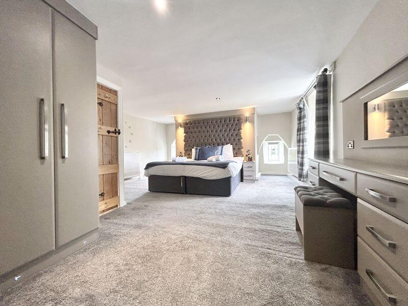 Oxwich Road, Colwyn Bay LL28 (4 Bed)
