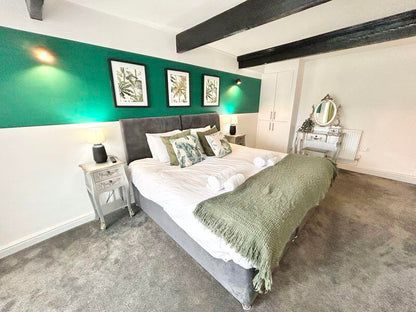 Oxwich Road, Colwyn Bay LL28 (1 Bed)